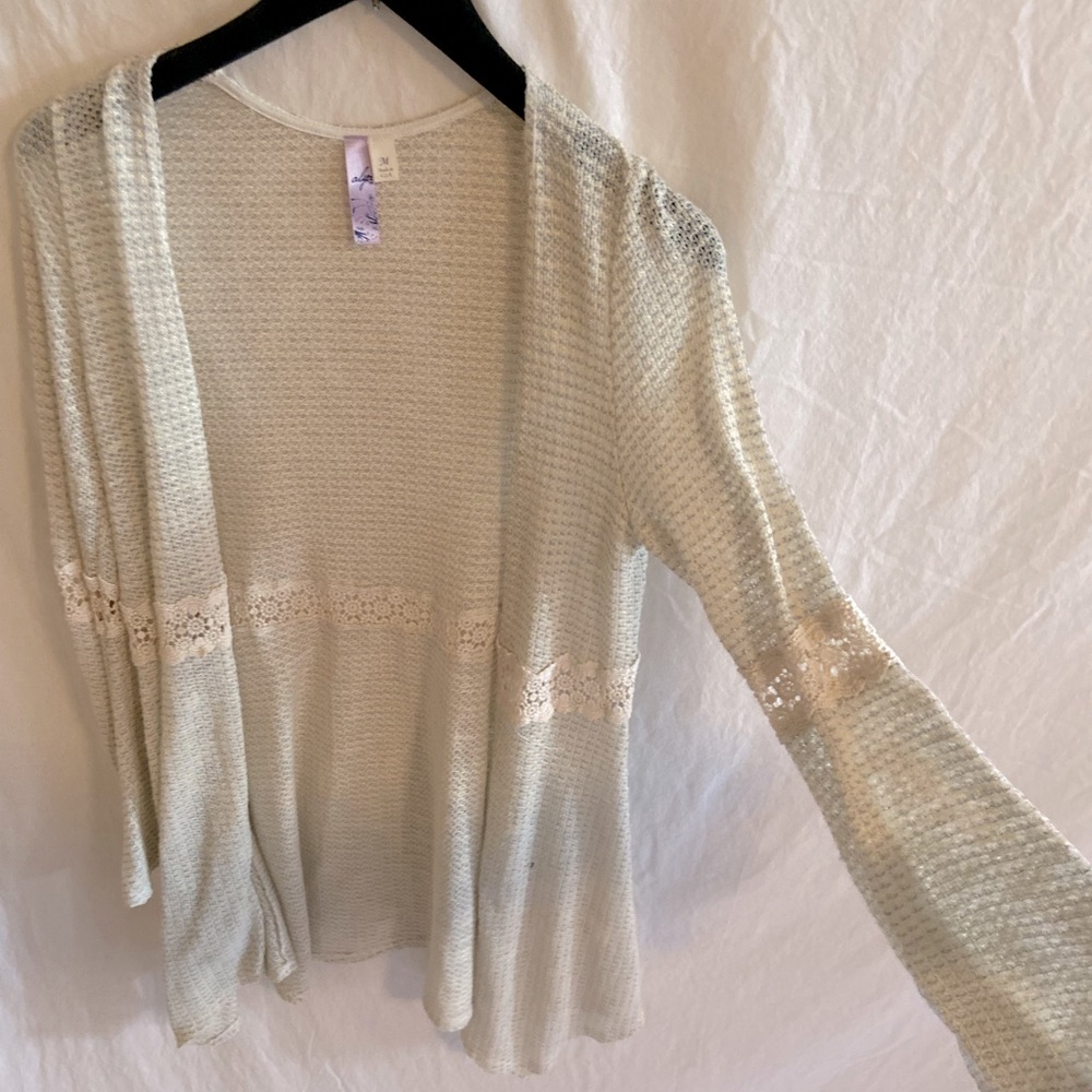 Cardigan - Picture 3 of 4